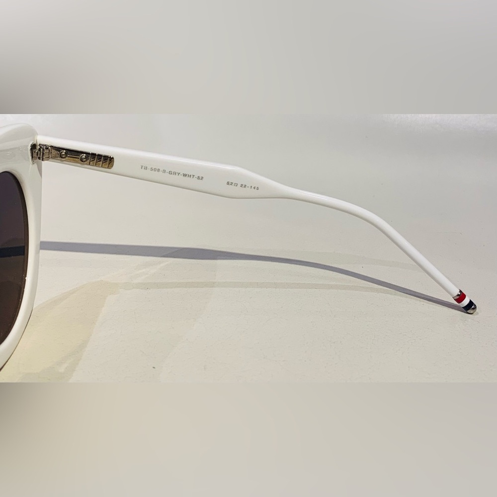 New Women’s Thom Browne Sunglasses - Picture 6 of 11